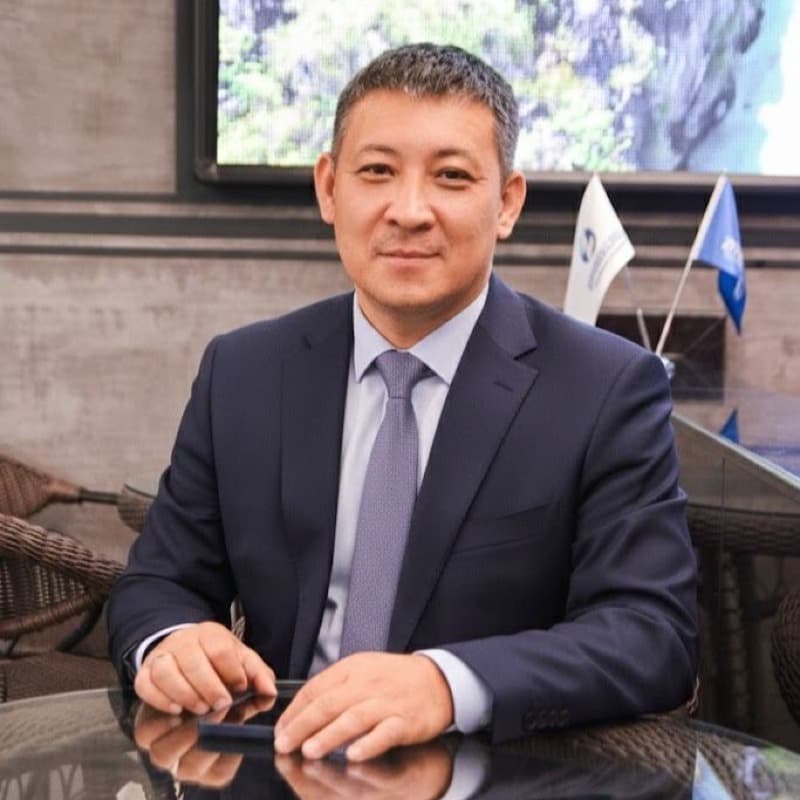Роман Ким